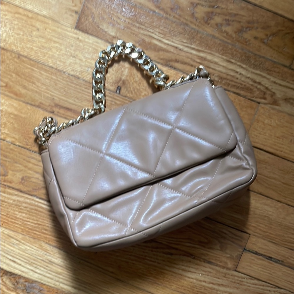 Forever 21 Tan Quilted Chain Bag